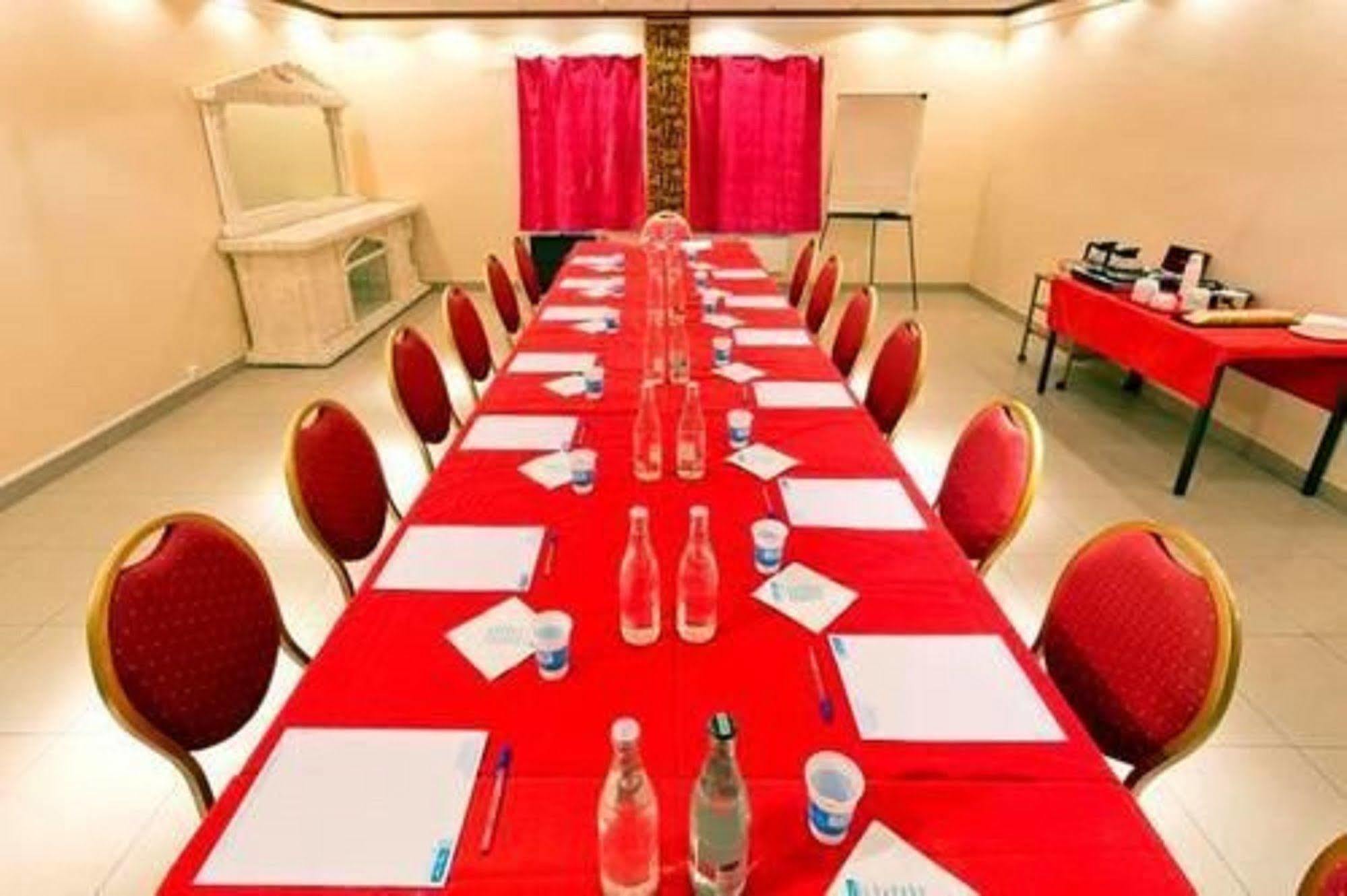 Hotel Ibis Styles Paris Hippodrome De Vincennes Joinville-le-Pont Exteriér fotografie